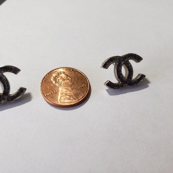 Chanel  earrings - Picture 3 of 9